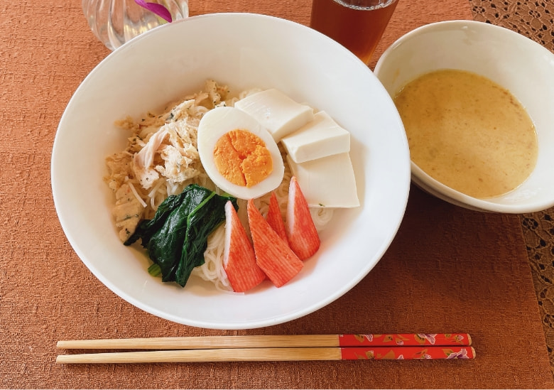 そうめんで​シンガポールラクサ風​