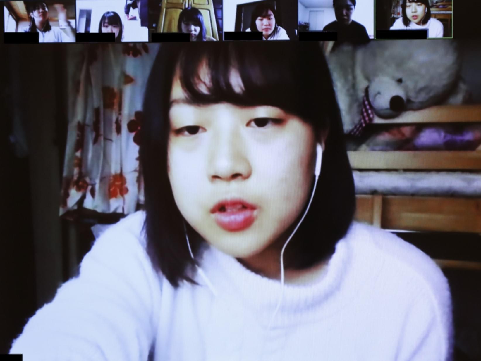 写真：テレカンでディスカッション中の様子