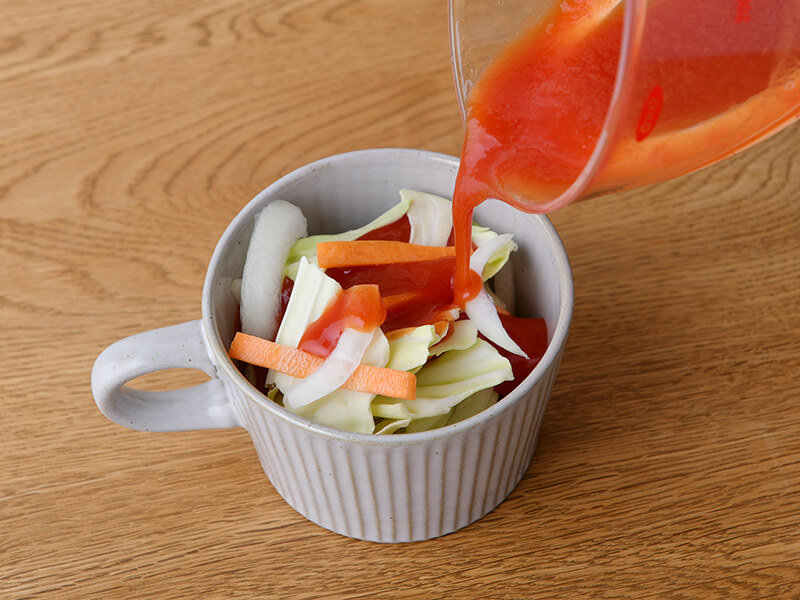 おなかにやさしいレシピ:レンジでトマト野菜スープ