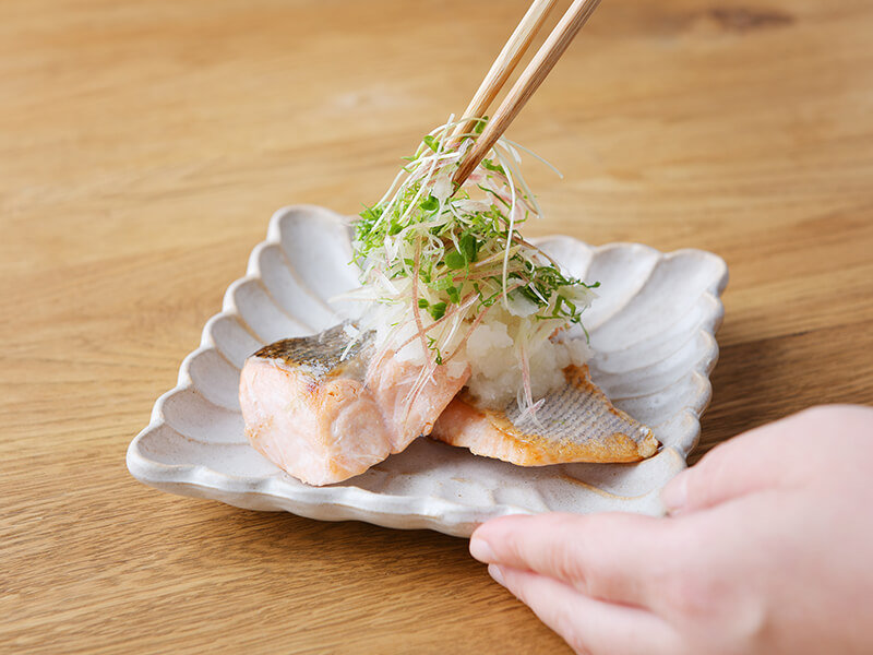 おなかにやさしいレシピ:鮭の薬味まみれ